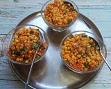 A picture of step 3 of Fried Chickpeas Bhel.