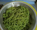 Foto langkah ke 9 dari resep Mie Home Made (Bayam Brazil).