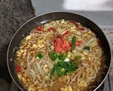 Foto langkah ke 4 dari resep Tumis Jamur Enoki.