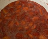 A picture of step 1 of Strawberry Compote.