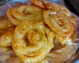 A picture of step 5 of Jalebi.