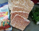 Foto langkah ke 1 dari resep 15.6#50 Tempe Mendoan.