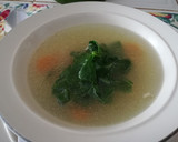 Foto del paso 3 de la receta: Caldo de Pollo con Acelga