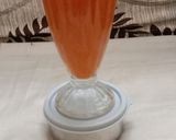 A picture of step 3 of Papaya melon juice.