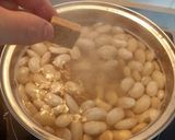 Foto del paso 1 de la receta: Fabes/Judiones con almejas y rape