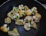 ফুলকপির রসা রেসিপি ধাপ - 1 ছবি