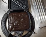 A picture of step 4 of Oreo toast.
