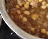 A picture of step 3 of Chana masala.