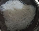Foto langkah ke 1 dari resep Bihun goreng toge wortel.