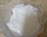 A picture of step 4 of Yoghurt Strawberry delight.