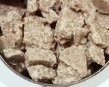 A picture of step 4 of Coconut panjiri.