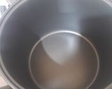 عکس مرحله 2 از دستور کیک کنجدی که کشمشی (Sesame and raisin cake)