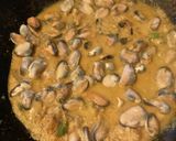A picture of step 3 of California Farm Panang Mussels.