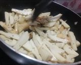A picture of step 3 of Arbi ki Sabji.