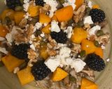 Foto del paso 6 de la receta: Ensalada de berenjena, moras, albaricoques y queso feta con nueces !!!!
