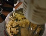 A picture of step 2 of Chocolate Chip Cookies.