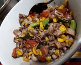 Foto langkah ke 3 dari resep Cah Cumi Asin jagung Manis.