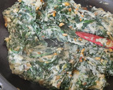 Foto del paso 4 de la receta: Croquetas de espinacas y piñones