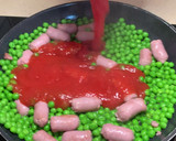 Foto del paso 3 de la receta: Guisantes con salchichas