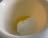 Une image de l'étape 4 de Gâteau aux groseilles noires, citron et crème.