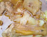 Foto del paso 3 de la receta: Caldo de gallina casera