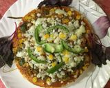 पनीर वेज पिज़्ज़ा (Paneer veg pizza recipe in Hindi) रेसिपी चरण 8 फोटो