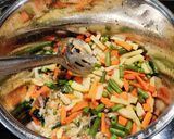 ஸ்பைசி வெஜிடேபிள் பிரியாணி (Spicy vegetable biryani recipe in tamil) ரெசிபி ஸ்டேப் 5 புகைப்படம்