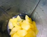 A picture of step 4 of Homemade Apple Jelly.