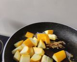 स्वीट एंड सौर सौसी वेज (sweet & sour saucy veg Recipe in Hindi) रेसिपी चरण 3 फोटो