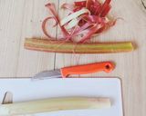Une image de l'étape 2 de Tarte rhubarbe et pomme.