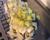 Une image de l'étape 3 de Salade de cresson aux jeunes endives, tomates cerises et persil.