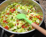 Foto del paso 3 de la receta: Albóndigas a la jardinera 👩‍🌾
