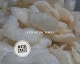 Foto langkah ke 8 dari resep Krupuk nasi sisa tanpa obat obatan.