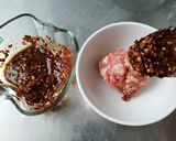 Hình bước làm 1 của món Lẩu Sundubu (đậu phụ cay) kiểu Việt