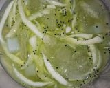 Foto langkah ke 3 dari resep 161. Es Kuwut Melon.