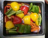 Foto del paso 5 de la receta Pollo al horno con verduras