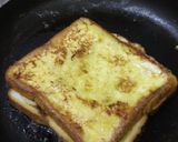 Foto langkah ke 5 dari resep Lava Toast Cheese.