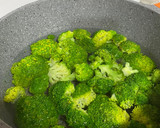 Foto del paso 3 de la receta: Salteado de verduras y pollo