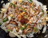 Foto langkah ke 6 dari resep Kwetiau Goreng ala Pontianak.