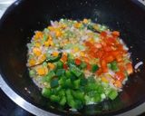 मिक्स वेज पनीर फ्राइड राइस (Mix veg paneer fried rice recipe in hindi) रेसिपी चरण 3 फोटो