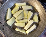 Foto del paso 5 de la receta: Milanesa a la napolitana con fritas