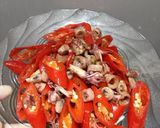 Foto langkah ke 6 dari resep Tumis Cumi Cabe Merah.