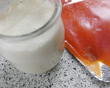 Foto del paso 3 de la receta: Aperitivo de panna cotta de trucha ahumada sobre galletas parmesanas