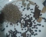 A picture of step 4 of Roghani mutton masala.