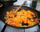 Foto del paso 2 de la receta: Ñoquis a la romana (de harina de maíz) con berenjenas y zapallit
