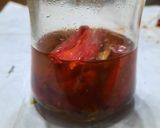Foto del paso 3 de la receta: Aceite de ajo y ajíes P.P. (10 XL picante)