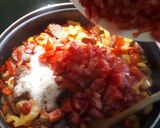 Tarhonyás lecsó recept fázis 2 fotója