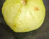 A picture of step 1 of Guava healthy salad.