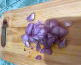 Foto langkah ke 2 dari resep Semur Ayam Kampung Legit nan Gurih.