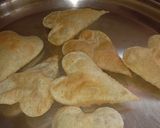 A picture of step 6 of Shankha pushpi puri.